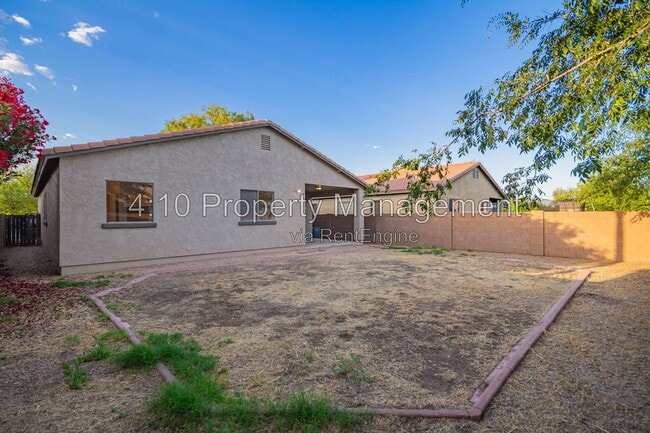 Building Photo - 45305 Balboa Dr