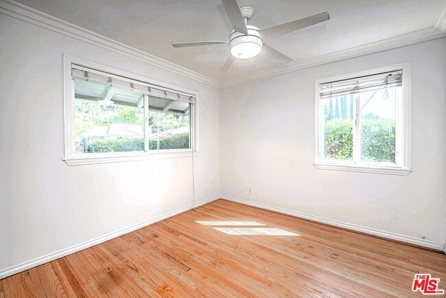 Building Photo - 5353 Don Pio Dr