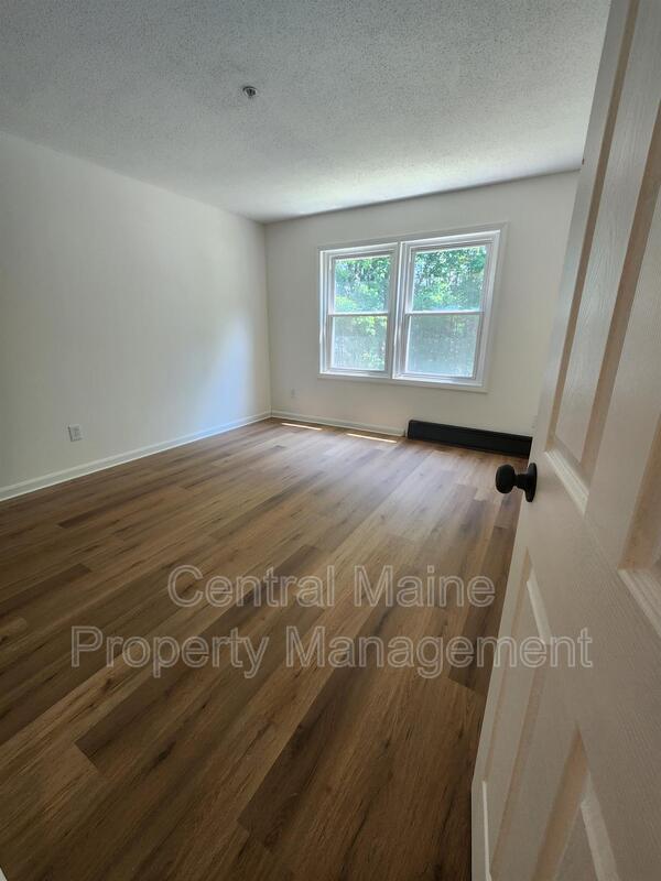 Building Photo - 37 Northern Avenue Heights