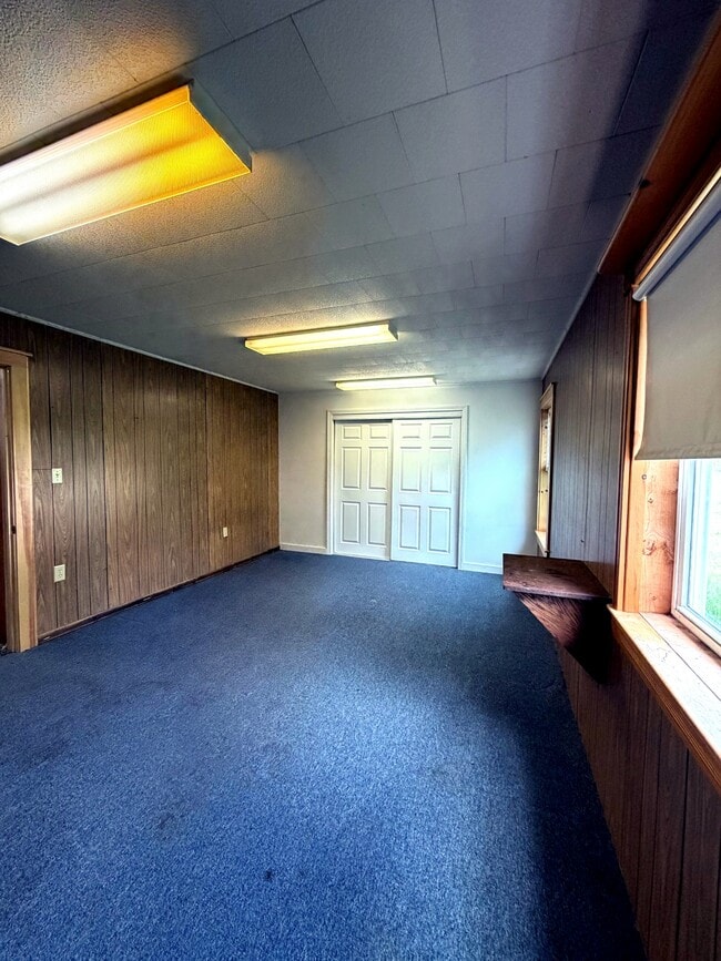 Building Photo - 61 Mercer Rd