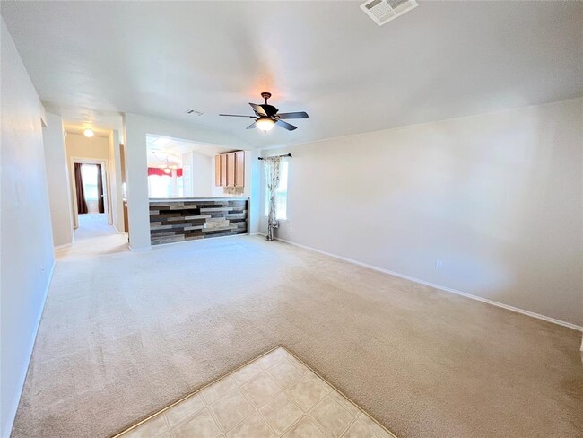 Building Photo - 102 Wren Cove