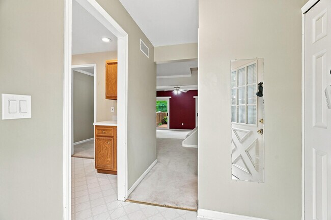 Building Photo - 5141 Buckingham Pl Dr