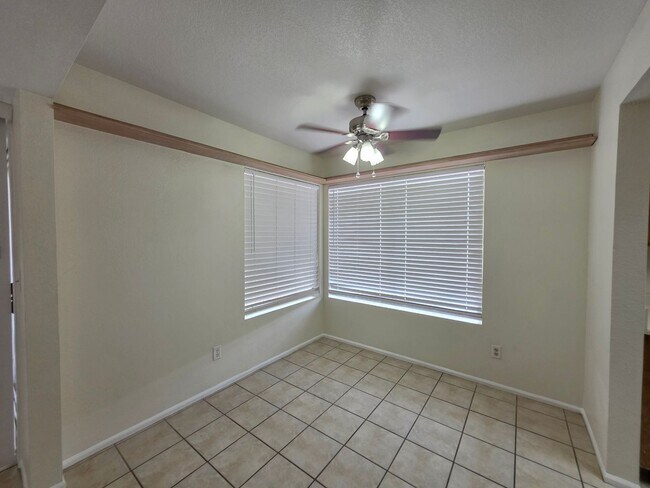 Building Photo - 2834 S Ext Rd
