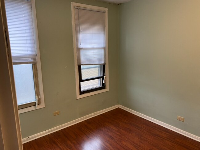 Building Photo - 2988 S Archer Ave