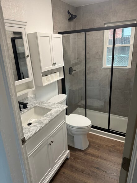 Building Photo - 2603 Ross Ave