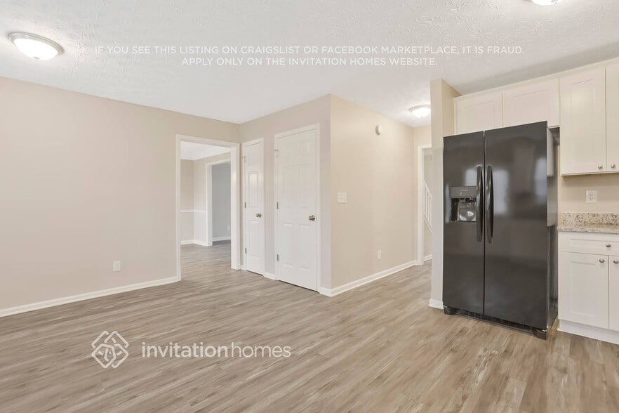 Building Photo - 3422 Kittery Dr SW