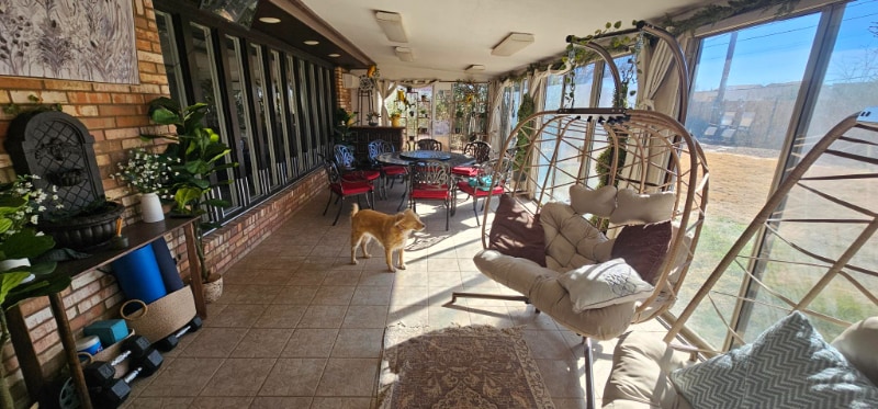 Building Photo - 1845 Carlyle Dr