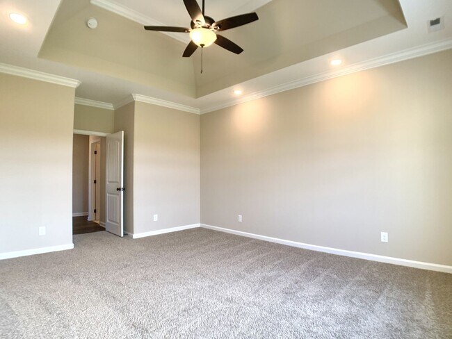 Building Photo - 732 Boreal Wy