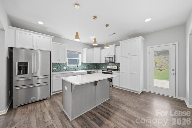 Building Photo - 5041 Mooreland Oaks Way