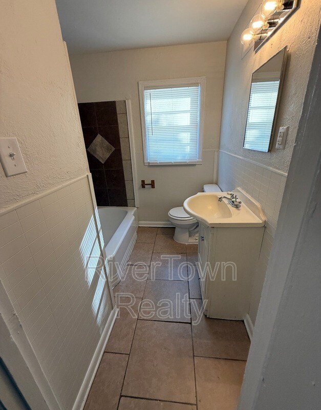 Building Photo - 4343 Gailwood Ave