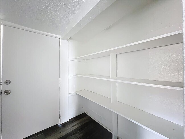 Building Photo - 1329 30th St