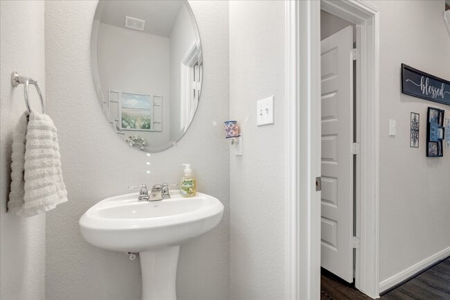 Building Photo - 8426 Moonlight Bay Cir