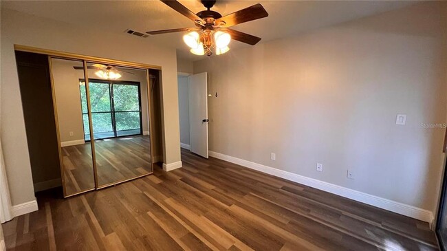 Building Photo - 1716 Foxhall Cir