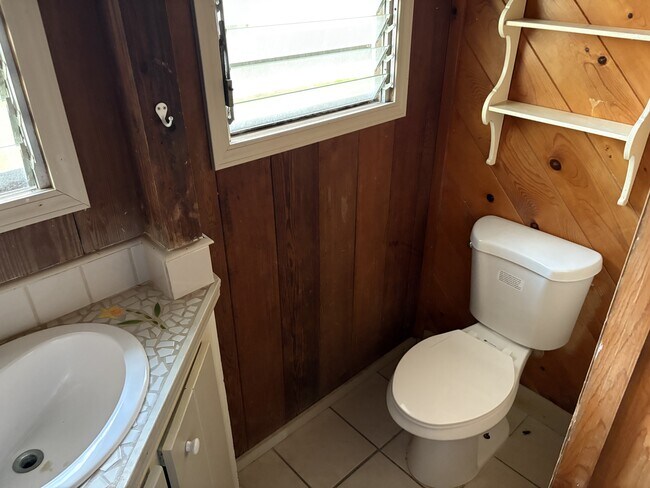 Building Photo - 16-2065-2065 Lauhala Dr