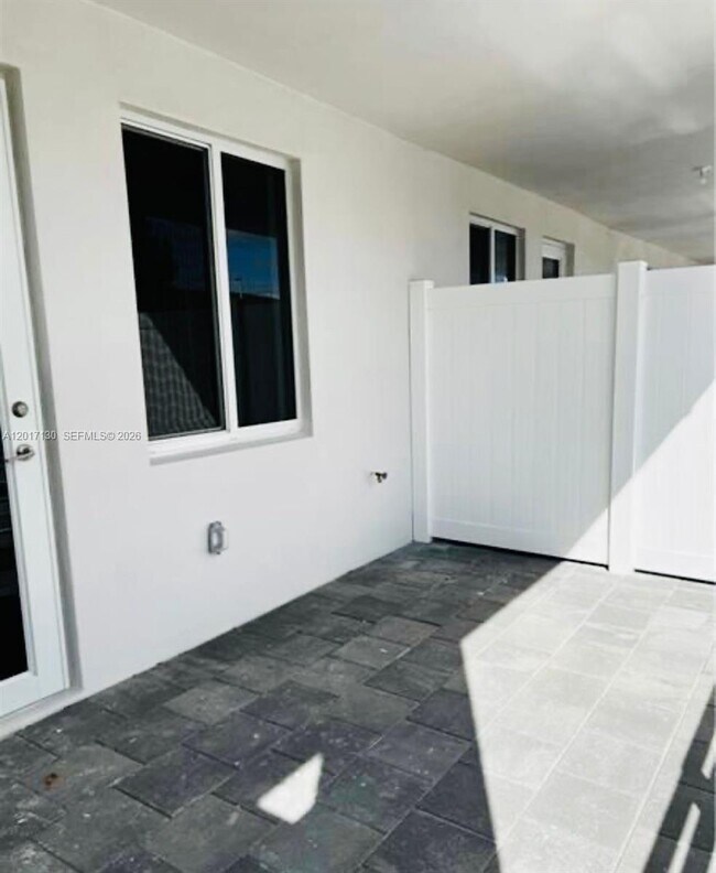 Building Photo - 6453 NW 102nd Path