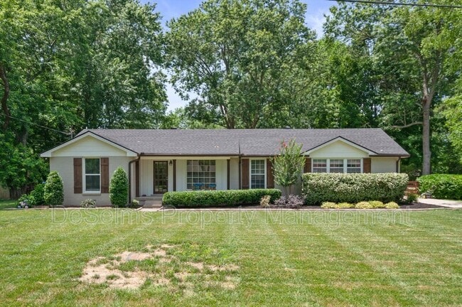 Building Photo - 819 Chrisman Dr