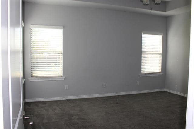 Building Photo - 639 Point Vista Dr