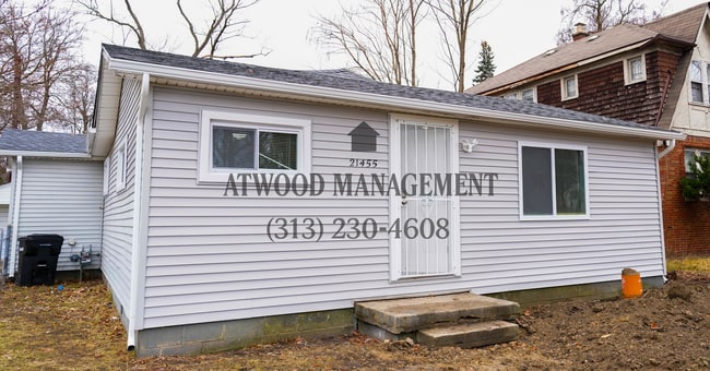 Building Photo - 21455 Pickford St