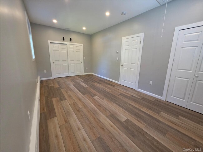 Building Photo - 373 Ehrhardt Rd