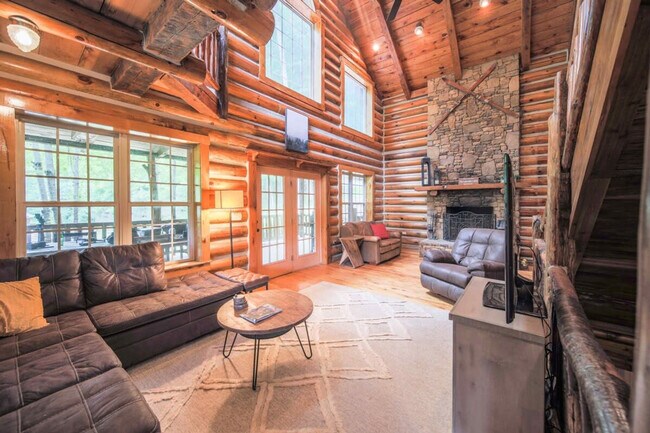 Building Photo - 195 Black Bear Dr