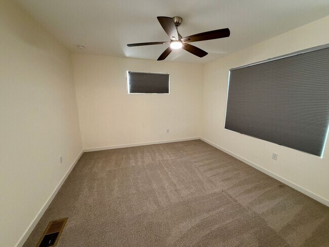 Building Photo - 1353 Reynolds St