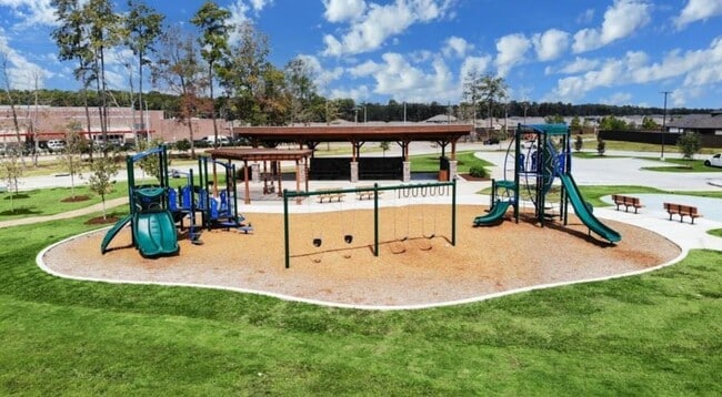 Building Photo - 15130 Pr Ml Dr