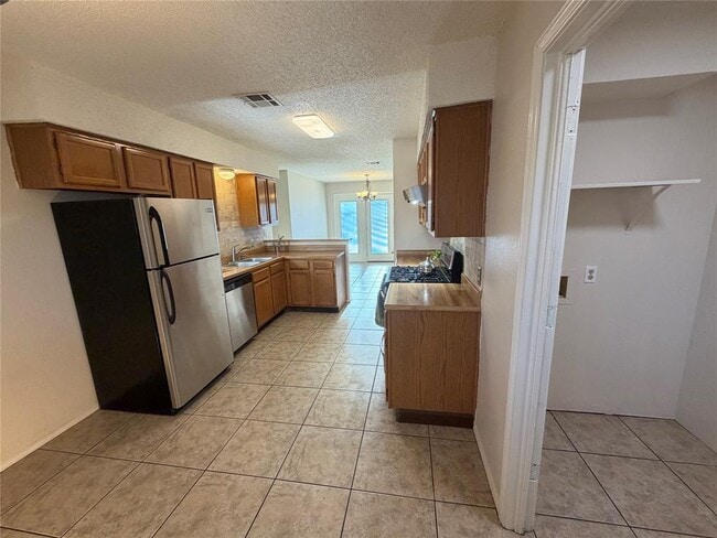 Building Photo - 4519 Keota Dr