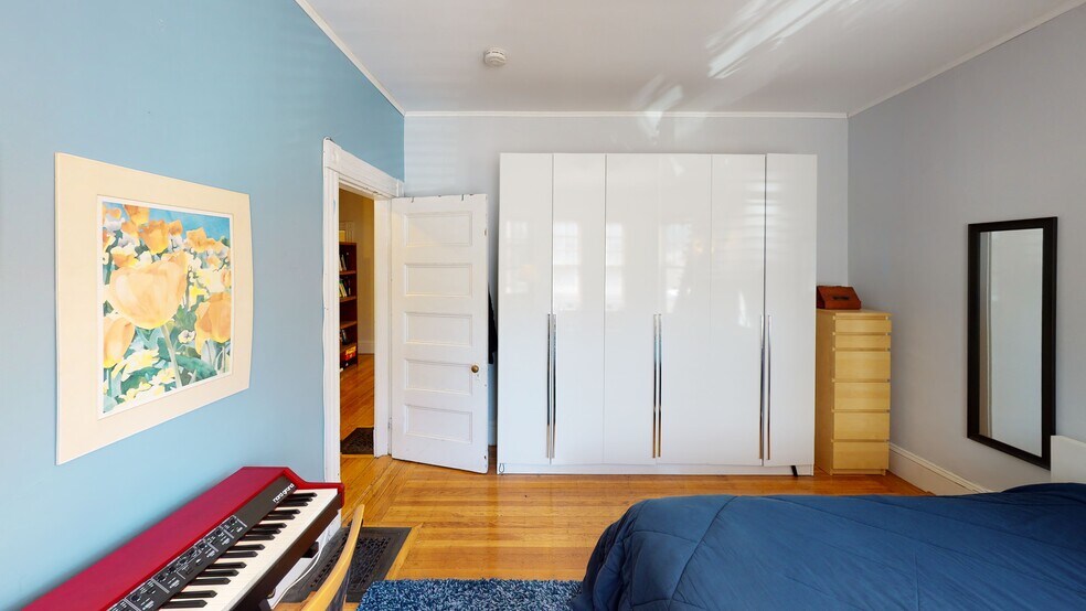 Building Photo - 5 Ashton Pl