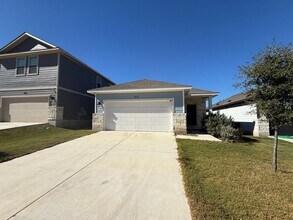 Building Photo - 4-bedroom 2-bathroom house for rent! HOUSING ACCEPTED!