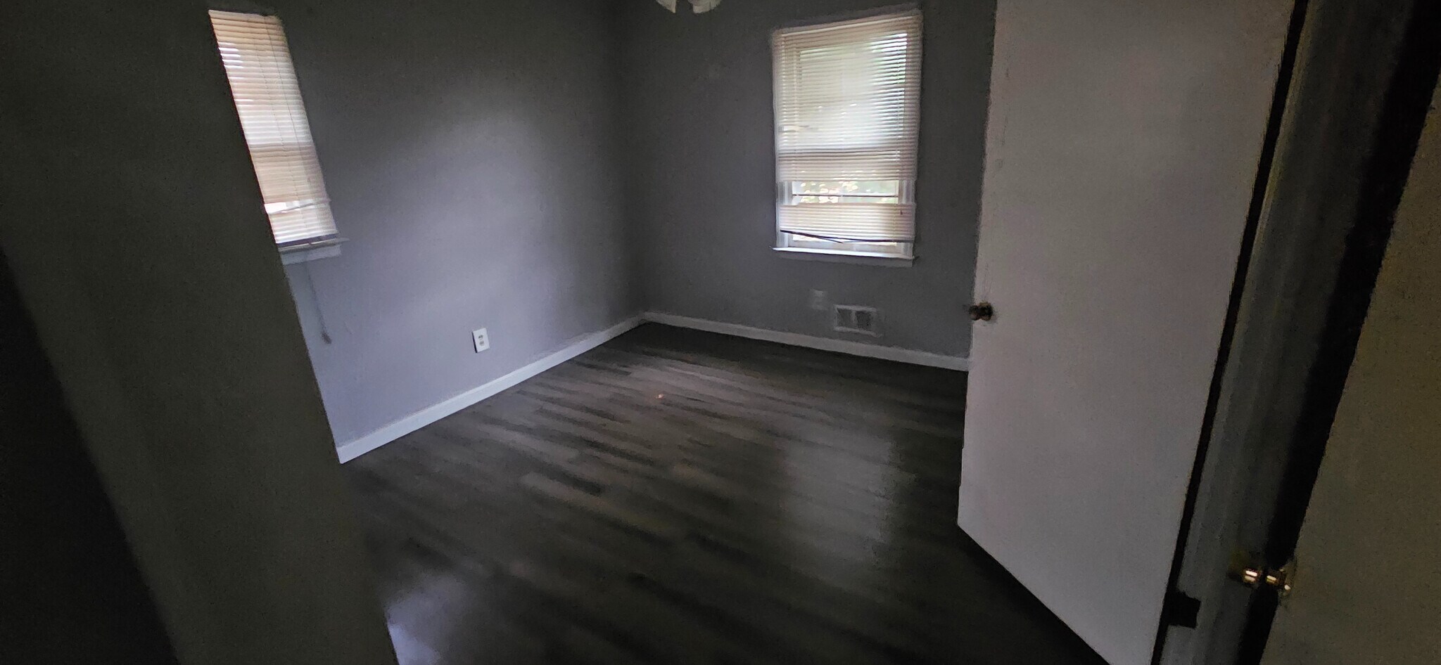 Building Photo - Room in House on Batiste Garden Cir