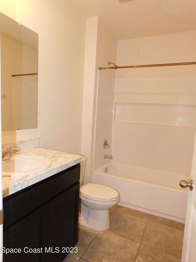 Building Photo - 739 Forest Trace Cir
