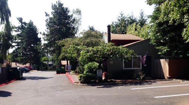 Building Photo - Bayberry Apartments