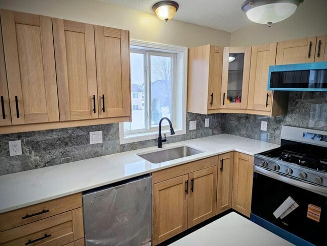 Building Photo - 5364 56th Ave NW