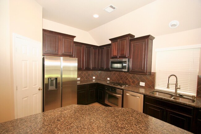 Building Photo - 28222 Helmsman Knolls Dr