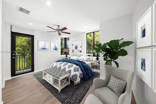 Building Photo - 1259 SW 3rd St