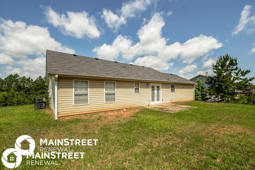 Building Photo - 315 Hunters Trce
