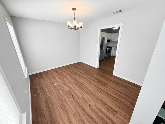 Building Photo - Modern 3 Bedroom Home in Ashland