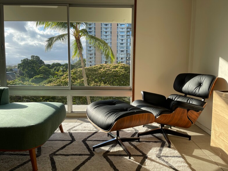 Building Photo - 1511 Nuuanu Ave