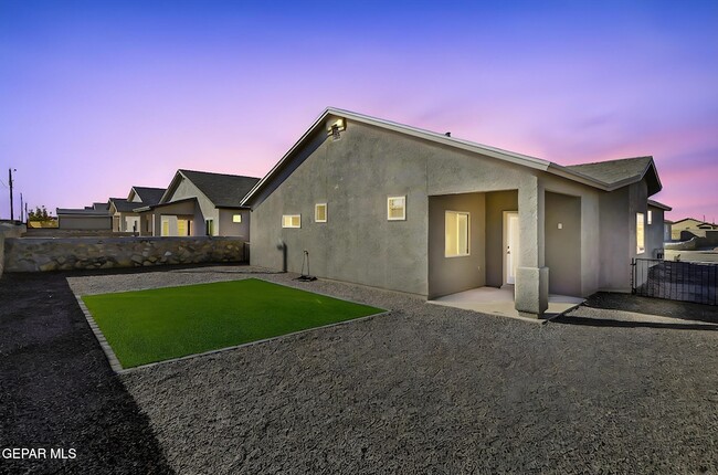 Building Photo - 788 Plains Blackfoot Dr