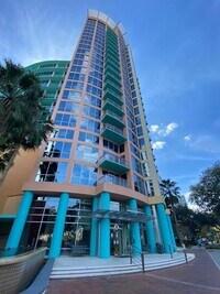 Building Photo - 322 E Central Blvd