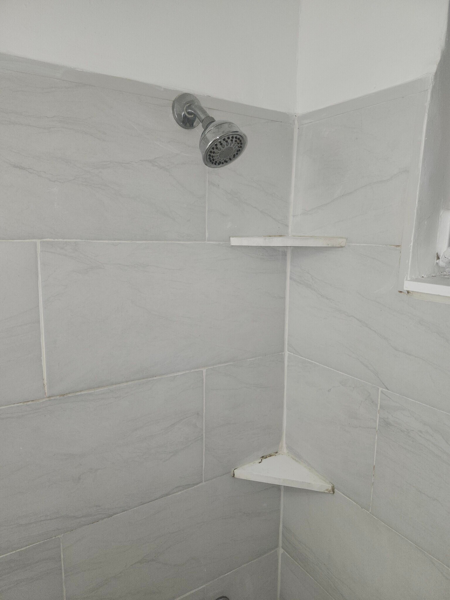 Building Photo - 732 NW 5th Ct