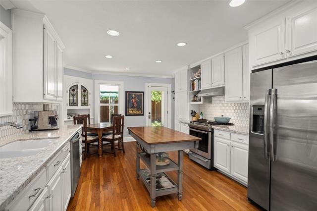 Building Photo - 2205 Stanley Ave