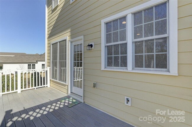 Building Photo - 562 6th Baxter Crossing