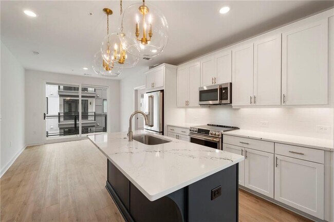 Building Photo - 388 Pratt Dr SE