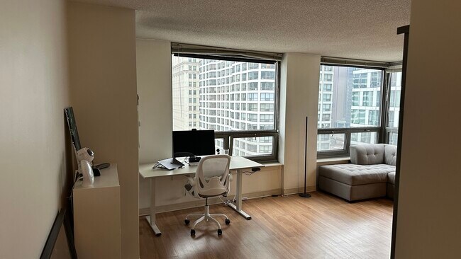 Building Photo - 440 N Wabash Ave