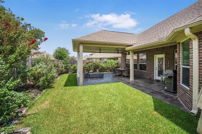 Building Photo - 25227 Hawthorne Blossom Dr