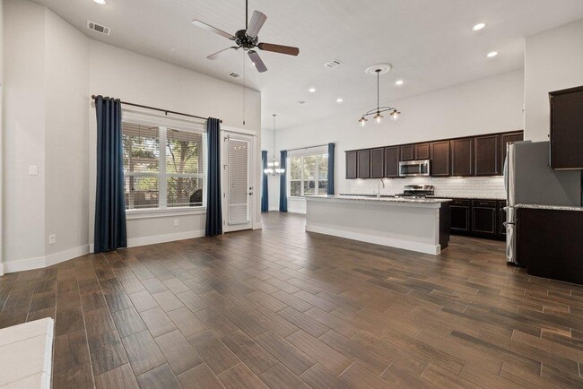 Building Photo - 13701 Ronald Reagan Blvd