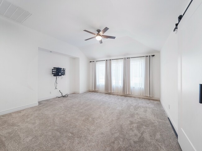 Building Photo - 27123 Birch Pine Ct