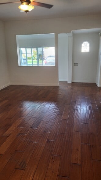 Building Photo - 15216 Arcturus Ave