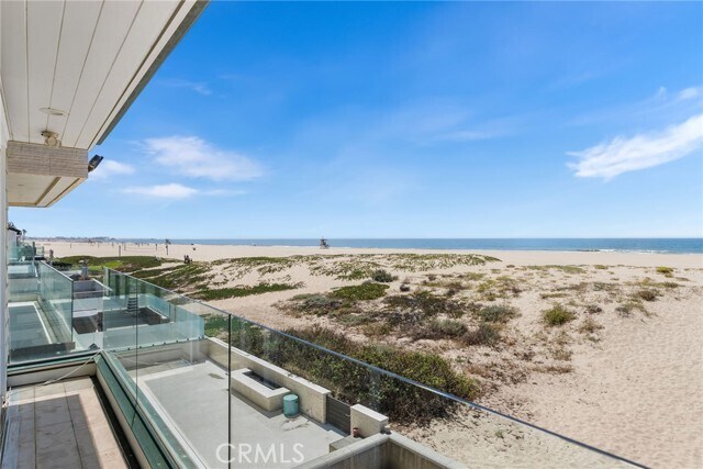 Building Photo - 7304 W Oceanfront